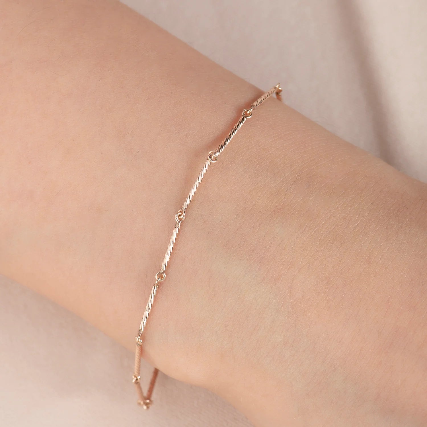 Wire Link Bracelet