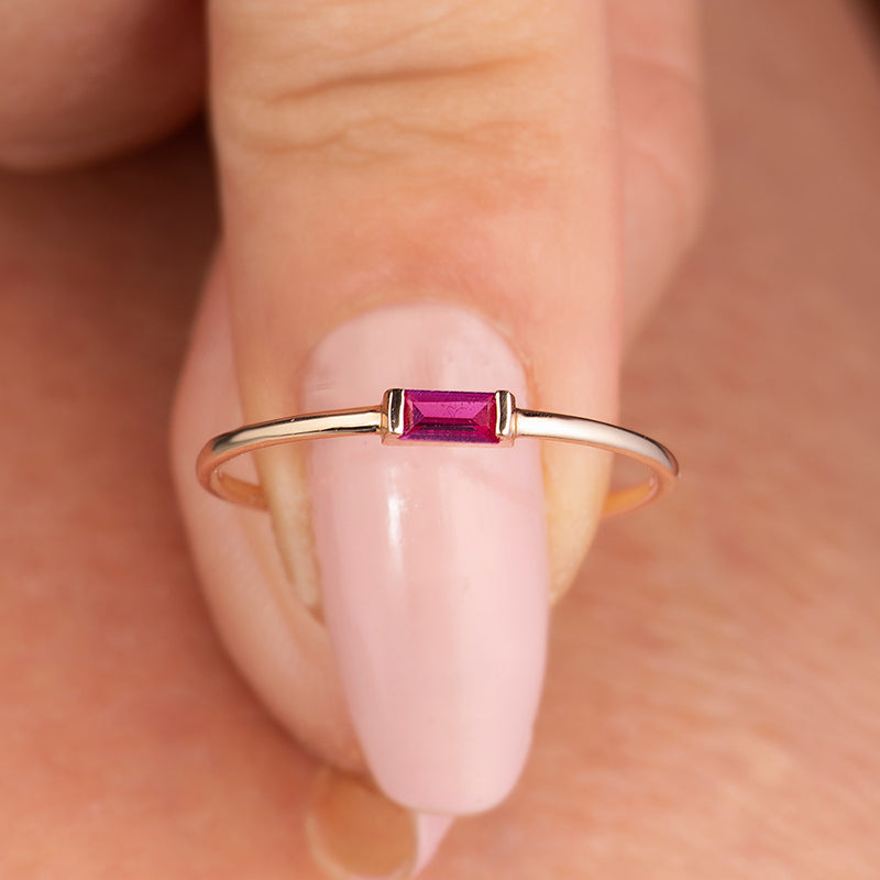 Dainty Bouget Ring