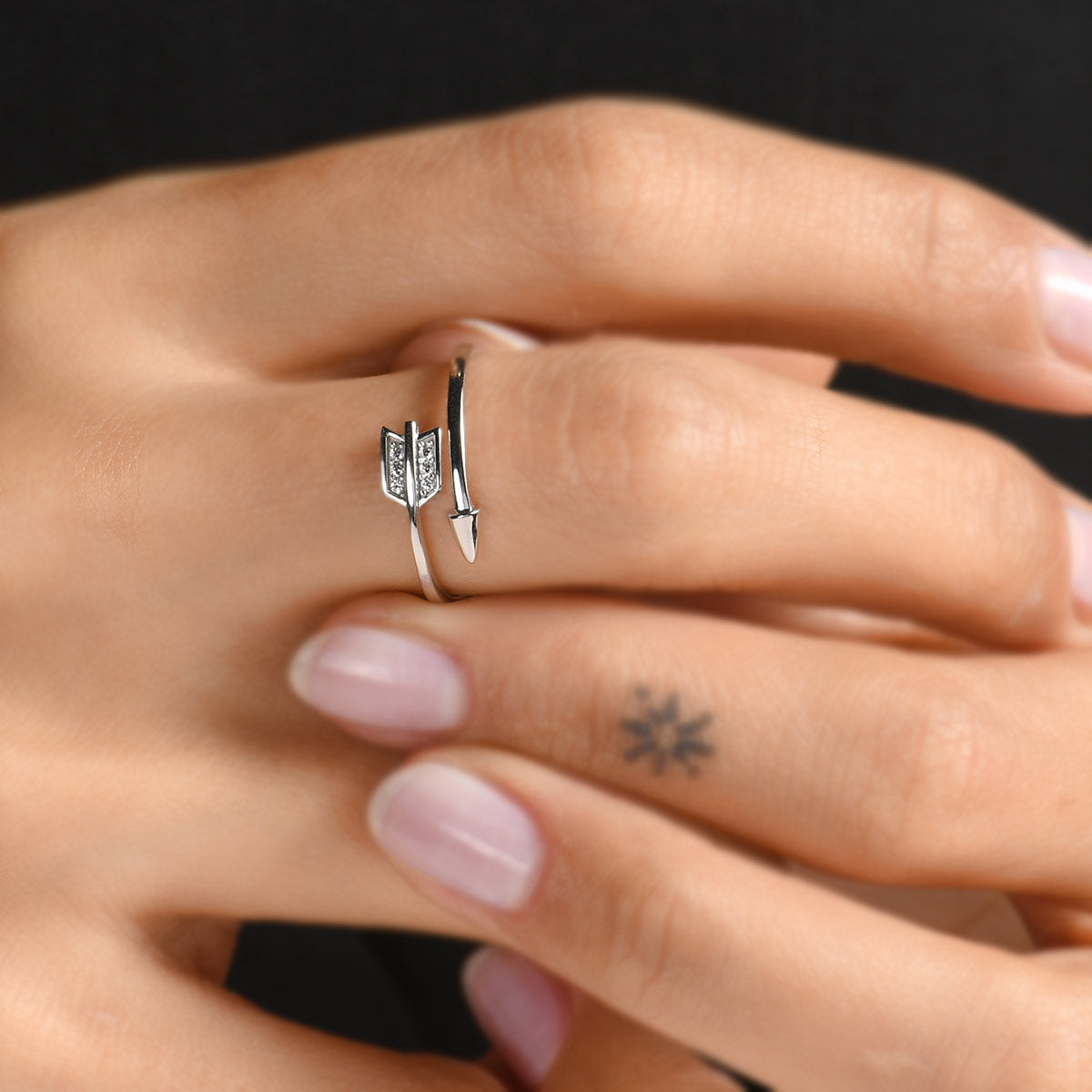 Arrow Ring